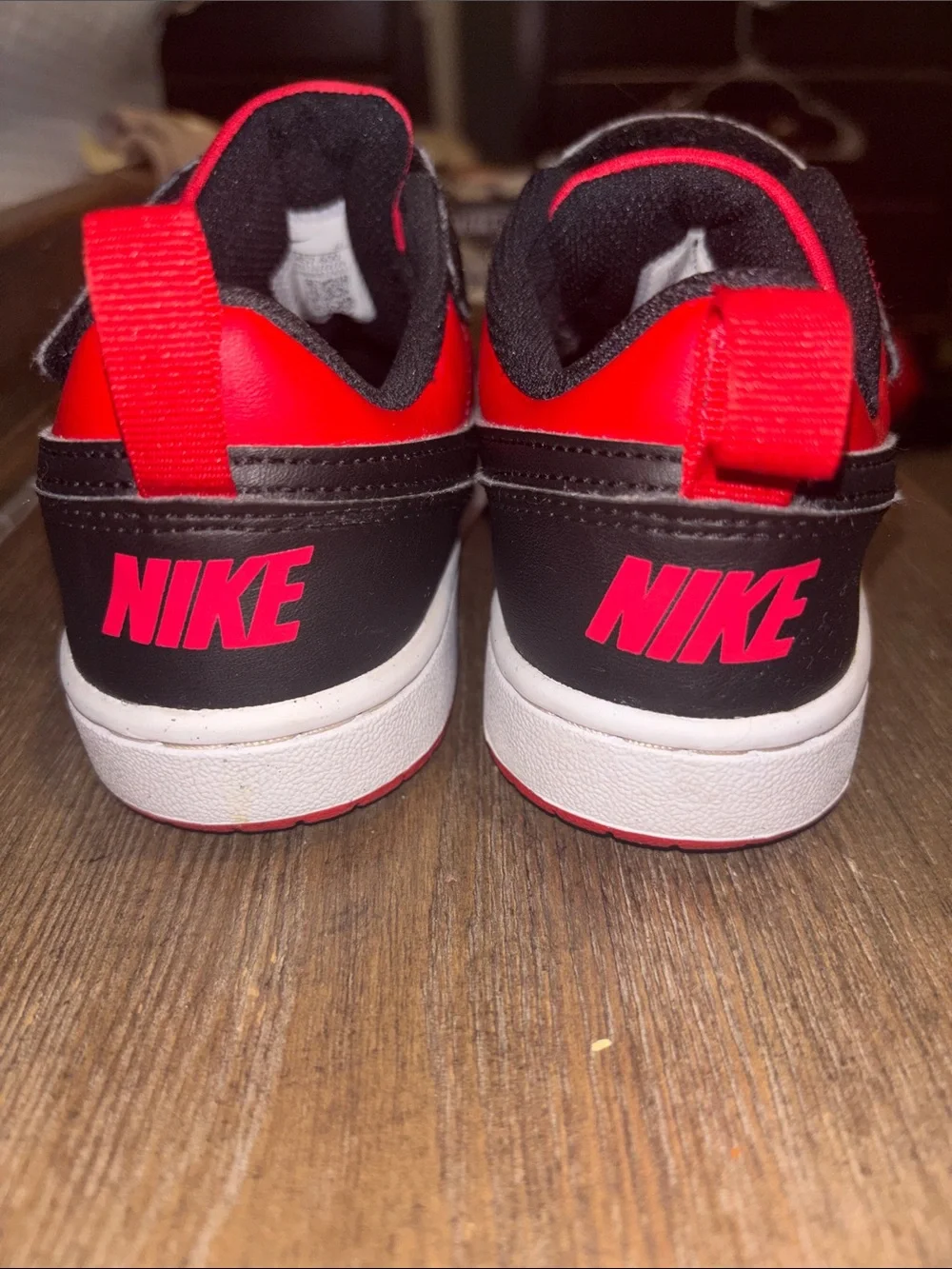 Nike Kids Red and Black Low-Top Sneakers with Hook-and-Loop Strap